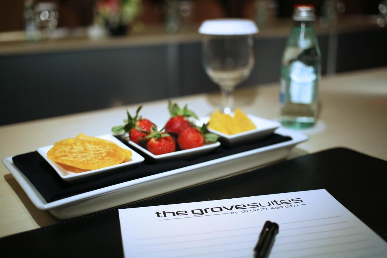 The Grove Suites By Grand Aston Jakarta Extérieur photo