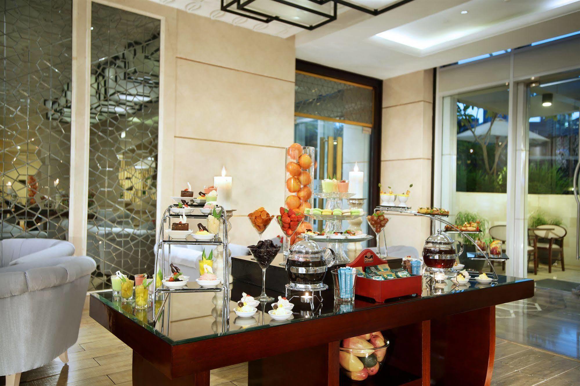 The Grove Suites By Grand Aston Jakarta Extérieur photo