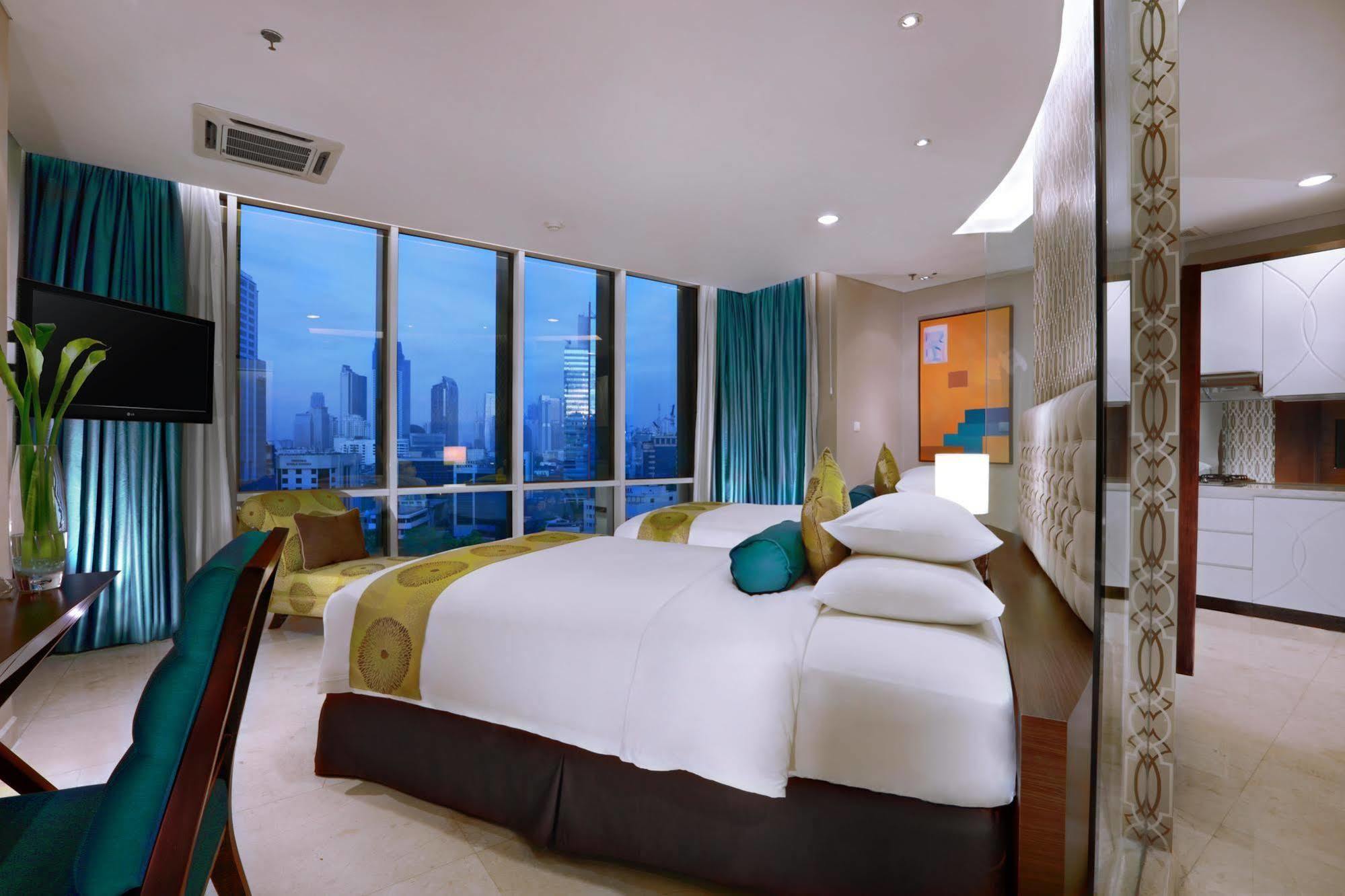 The Grove Suites By Grand Aston Jakarta Extérieur photo