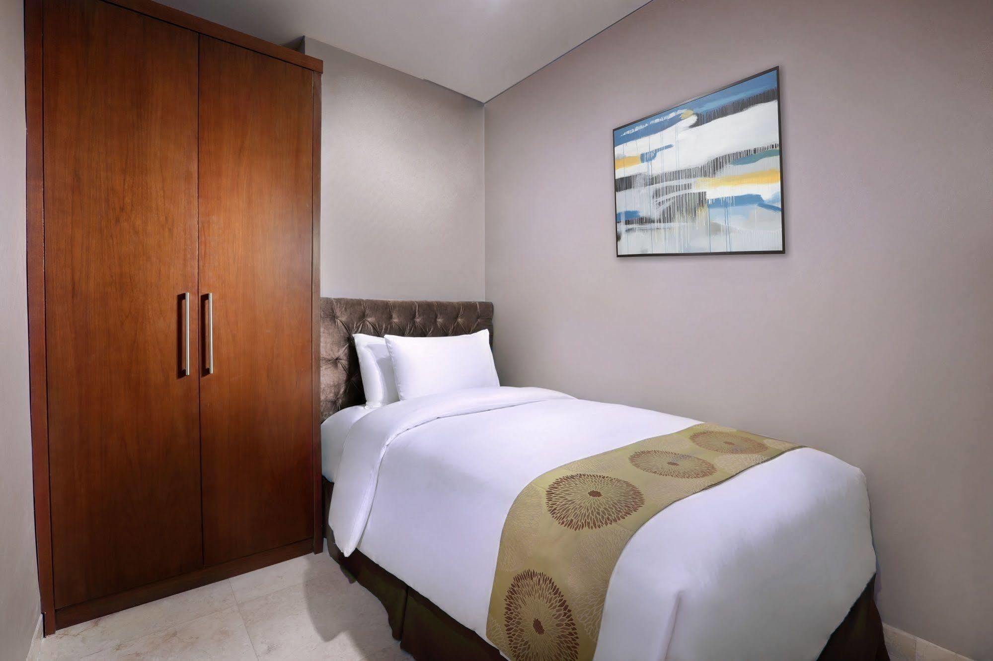 The Grove Suites By Grand Aston Jakarta Extérieur photo