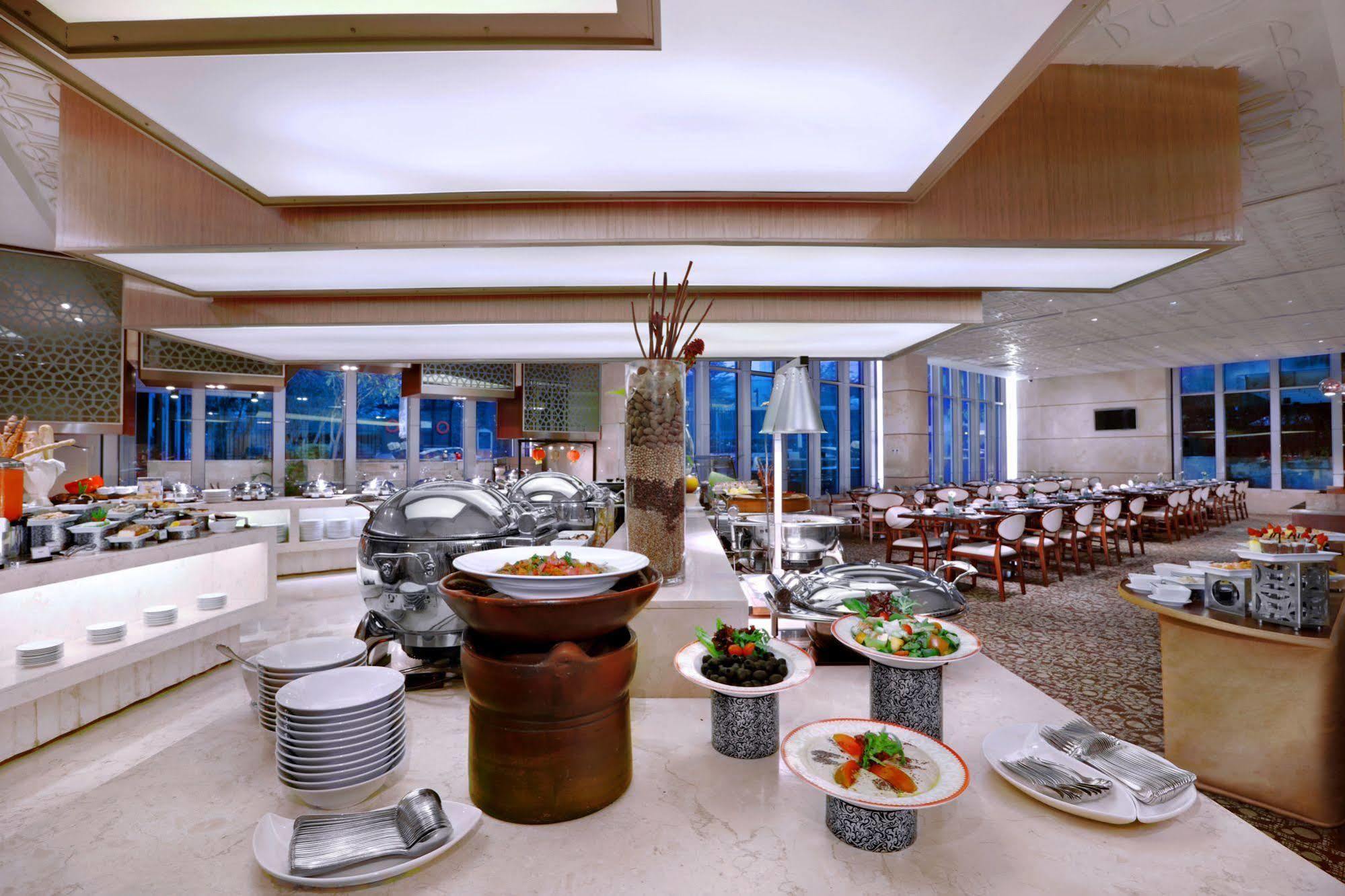 The Grove Suites By Grand Aston Jakarta Extérieur photo